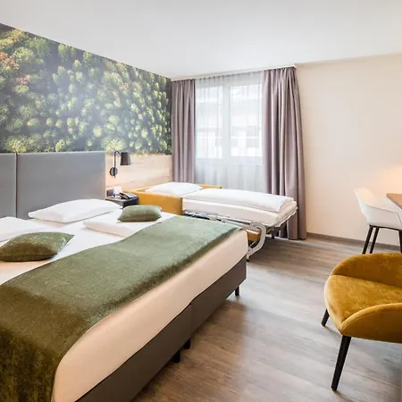 Western Muenchen Airport 4*