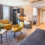 Western Muenchen Airport 4*