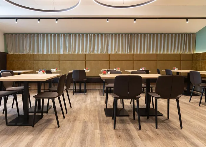 Western Muenchen Airport Hotell 4*